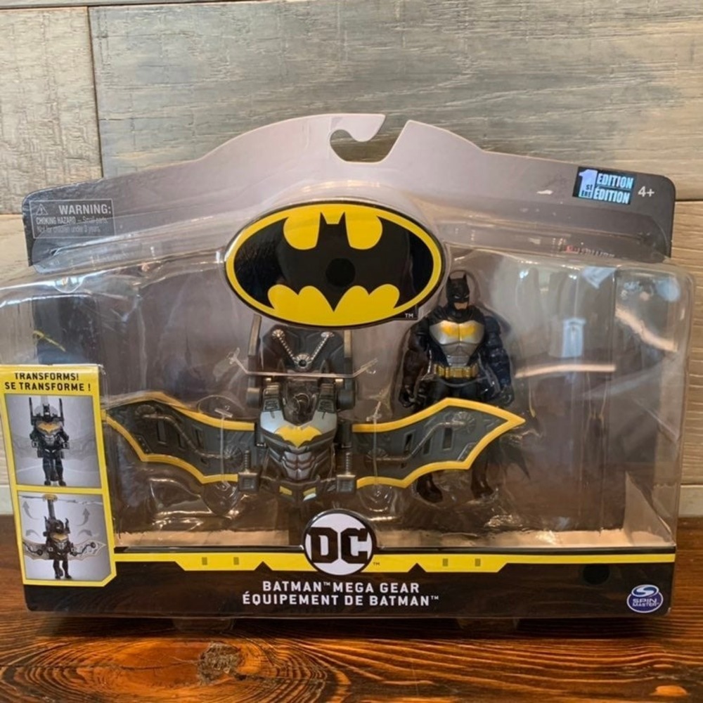 DC Batman 1st Edition Transforming Action‎